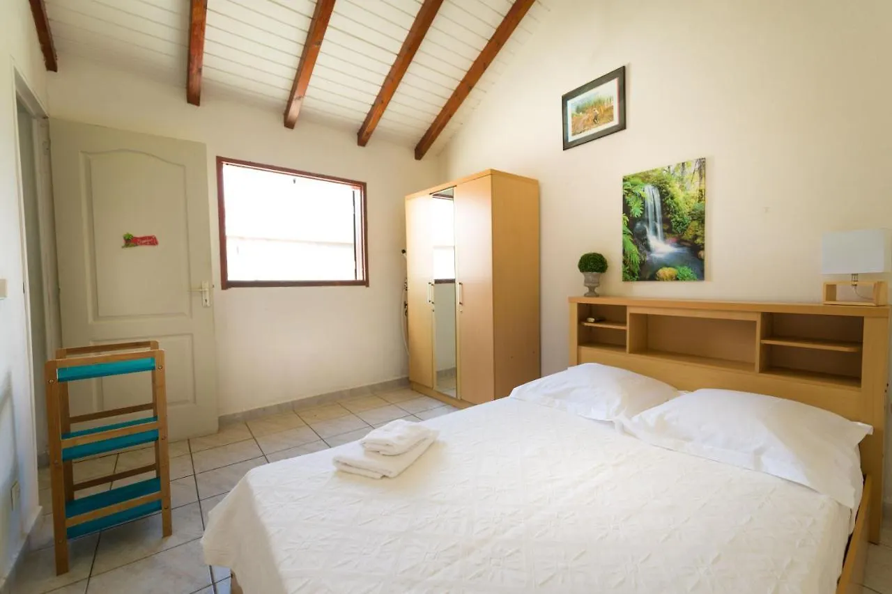 VILLA SIRIZ Ti Siriz Sainte-Anne  Ferienhaus Sainte-Anne (Grande-Terre)
